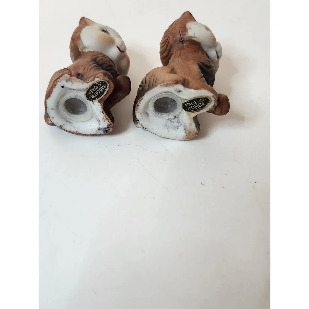 Vintage Ceramic Brown Kittens w/ Purple Flower Salt & Pepper Shakers 2 Pc Set